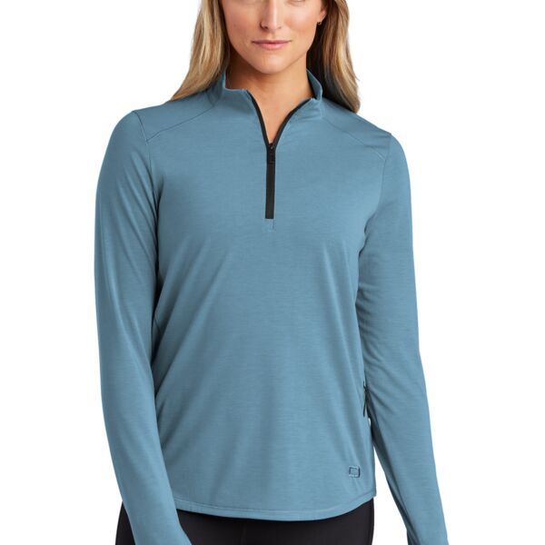 Women's Motion 1/4 Zip Thumbnail